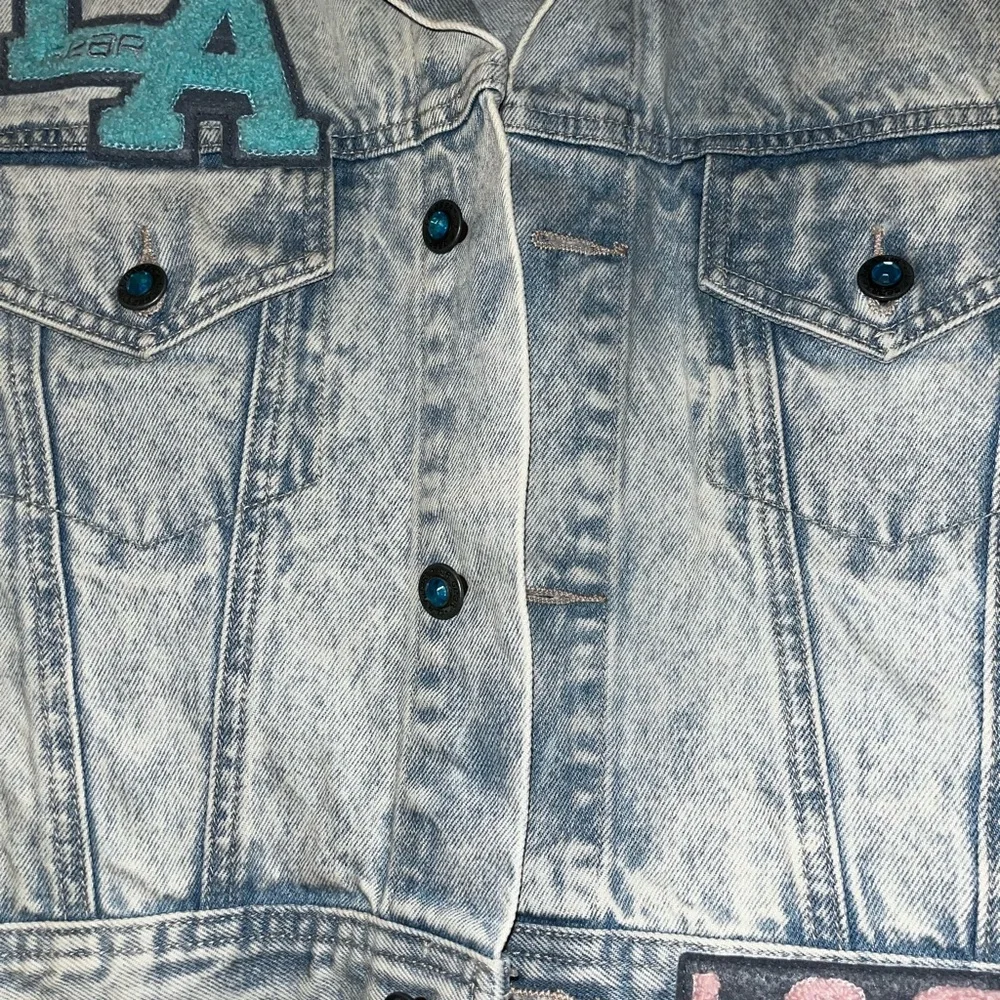 Vintage 1980s L.A. LA Gear Stone Acid Washed Denim Jean Jacket S Small - Picture 2 of 6